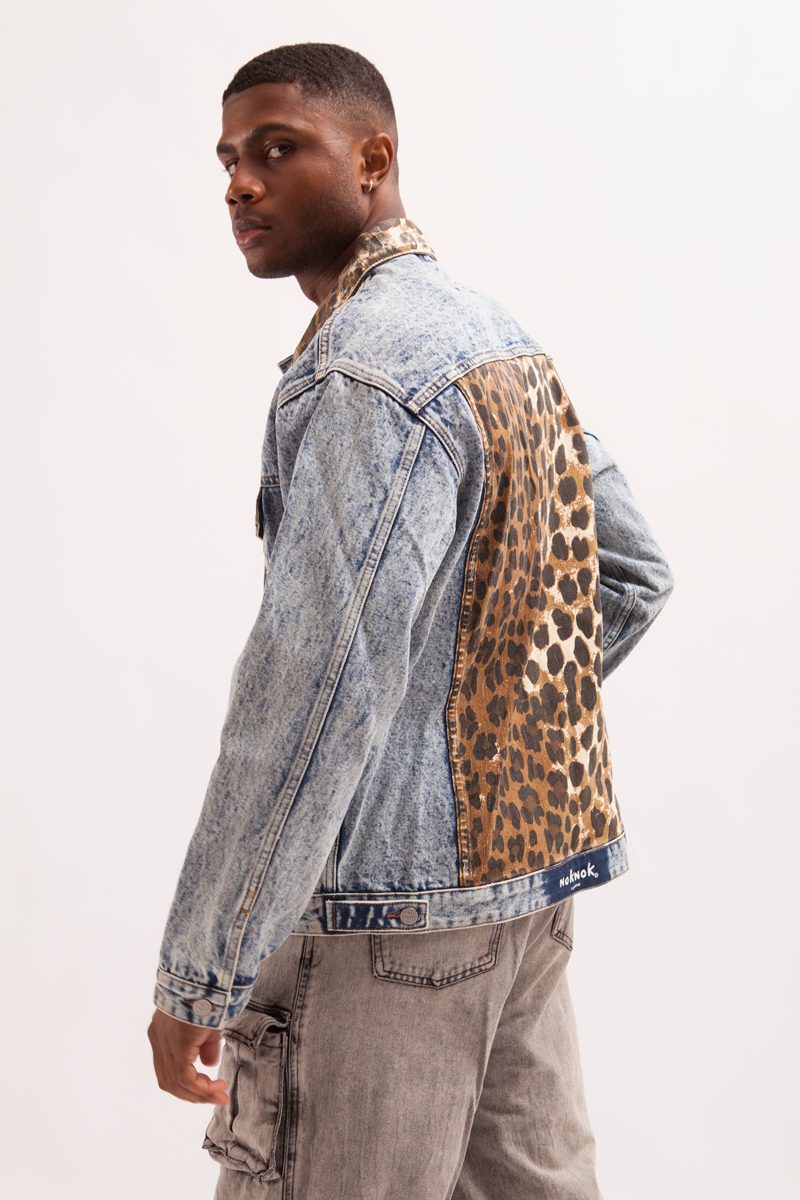 PSYCHO LOVER VINTAGE WASH OVERSIZED DENIM TRUCKER JACKET WITH LEOPARD